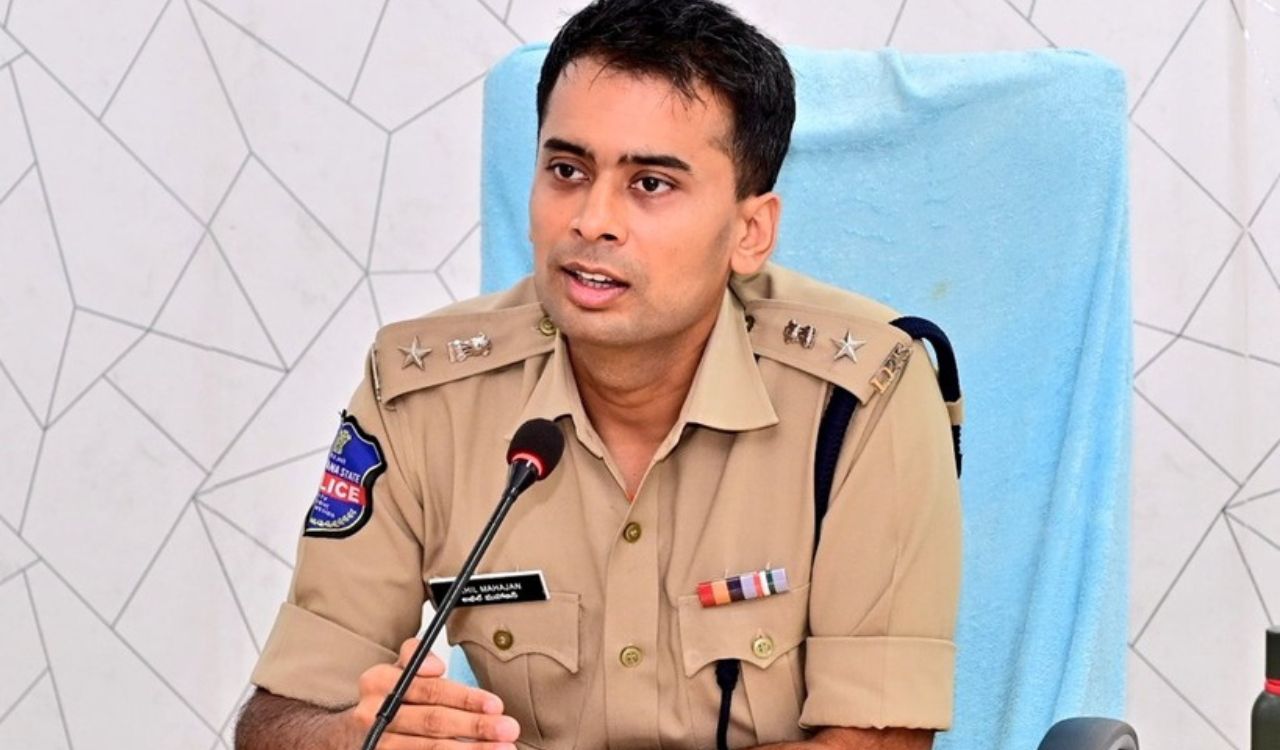 Inter-state bike-lifting gang busted in Adilabad, eight held