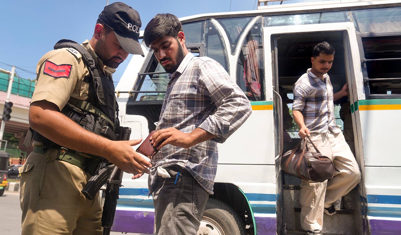  4 suspected terrorists spotted scaling Ramtund peak in J&K’s Doda; search operation underway