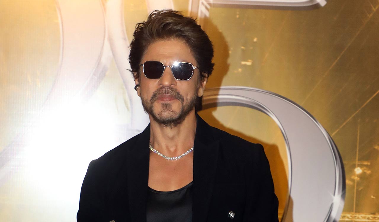 Shah Rukh Khan, Ajay Devgn, and Tiger Shroff under FDA scanner over Vimal advertisement