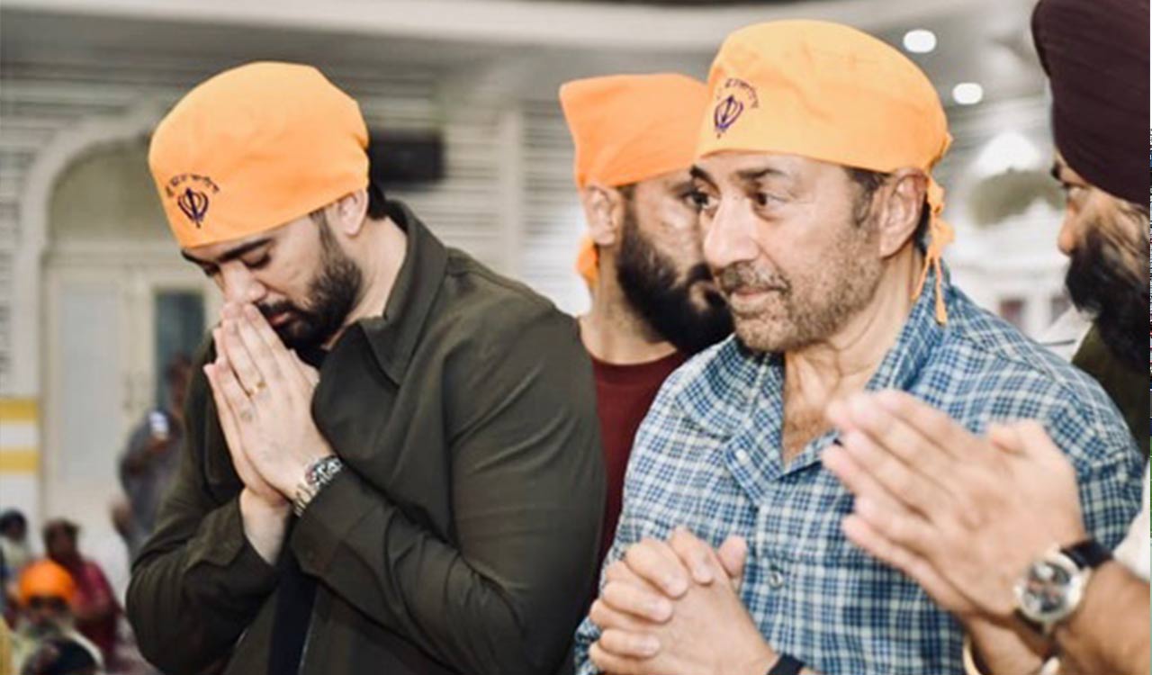 Sunny Deol visits Takhat Sri Harimandir Ji Patna Sahib with son Karan