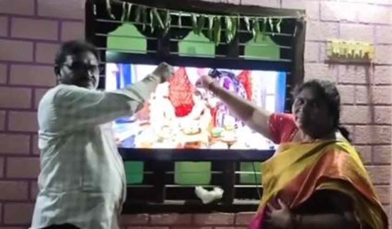 Telangana parents join daughter’s US wedding virtually, perform rituals through livestream