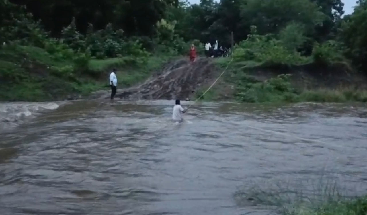 NCST intervention fails to bring bridge for Sangareddy tribal village