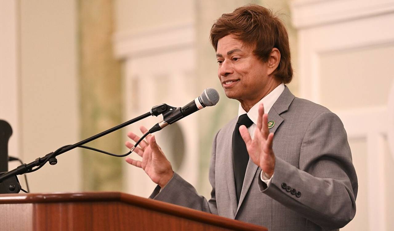 Indian American Thanedar loses Democratic Party nomination to progressive rival