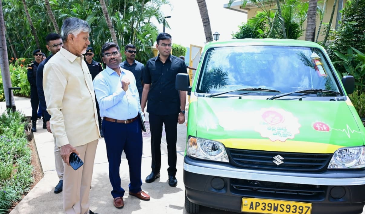 AP to launch ‘first-of-its-kind’ 102 Thalli Bidda Express vehicles with advanced safety features
