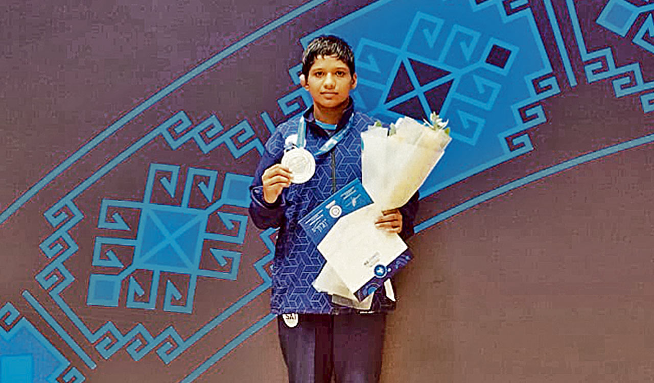 U17 Wrestling World Championships: Sandhya Vishnoi, Akshara win silver medals as India bags four medals