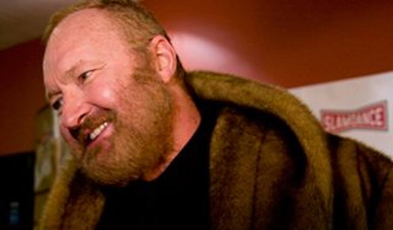 Actor Randy Quaid calls Anne Hathaway ‘horrible choice’ for ‘Days of Thunder 2’