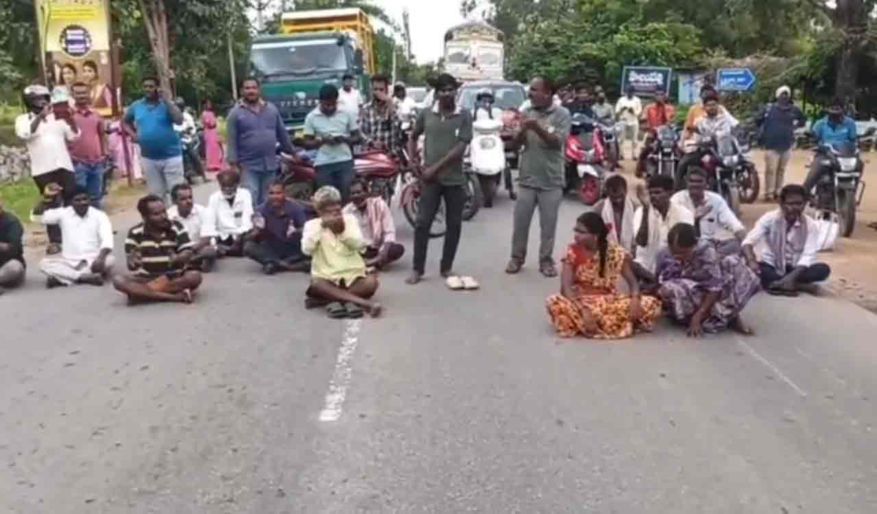 Urea shortage comes haunting Medak farmers