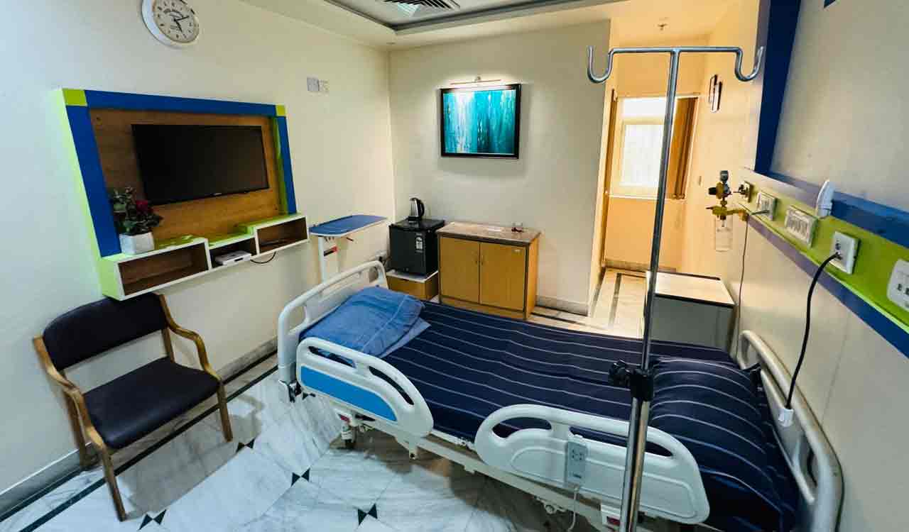Private hospital rooms should not exceed three-star hotel rates: Panel
