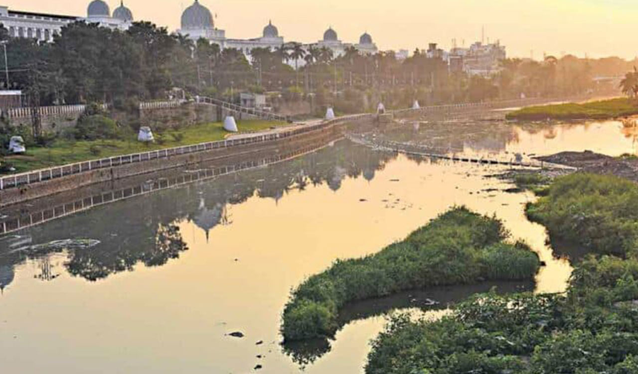 Hyderabad: Musi Jan Andolan raises concerns over environmental clearance for riverfront project