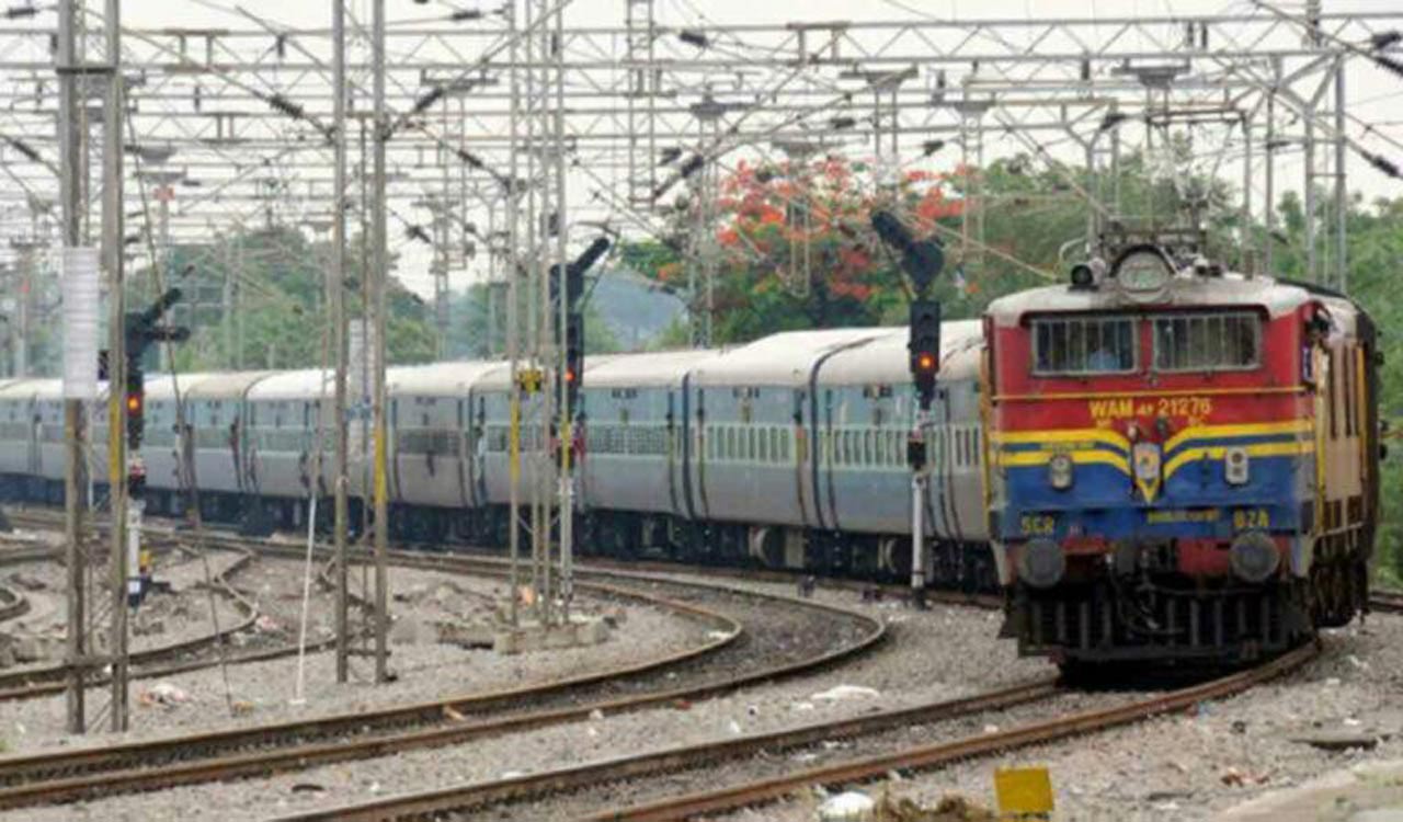 Dhar gets railway connectivity for first time since Independence