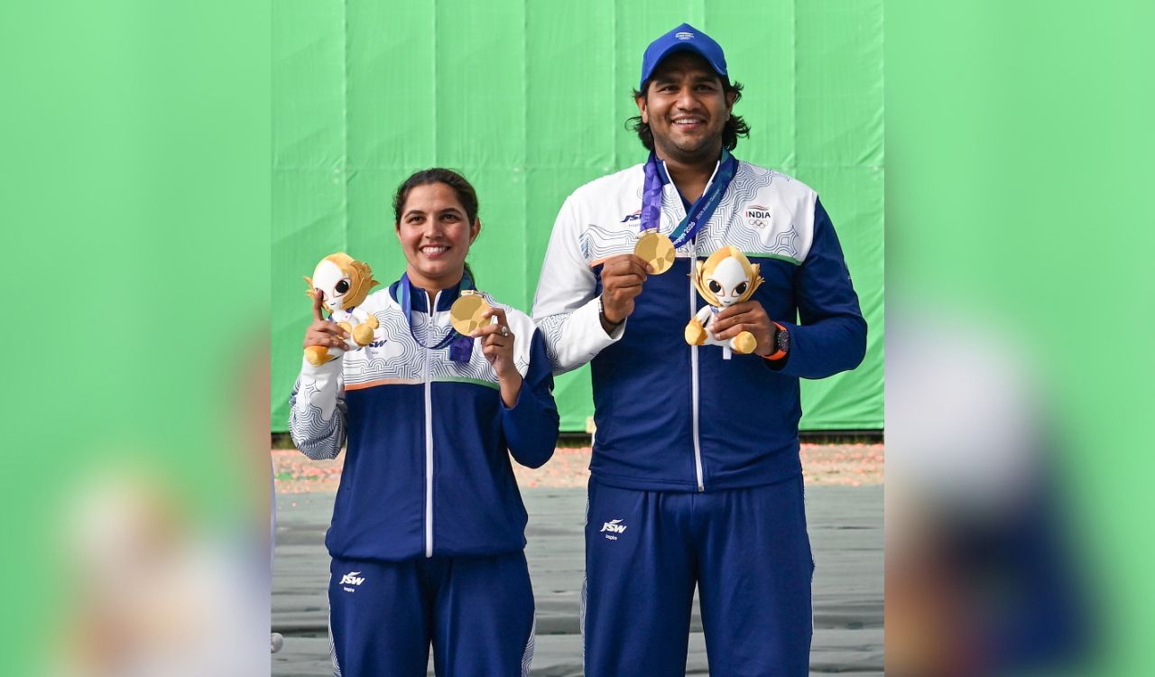 Neeru Dhanda adds mixed team gold to individual trap title