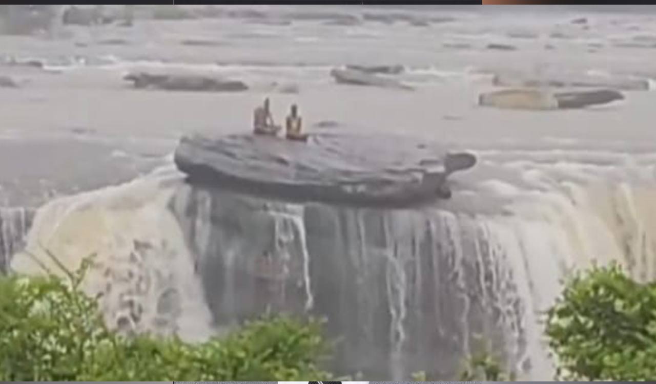 Bihar govt cautions against consuming unknown fish entering state with Nepal floodwaters