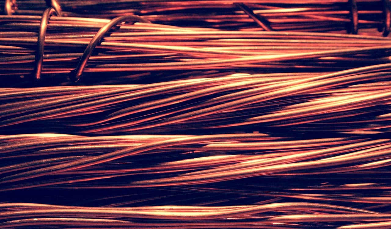 Copper hits record high above $14,500 on US tariff fears