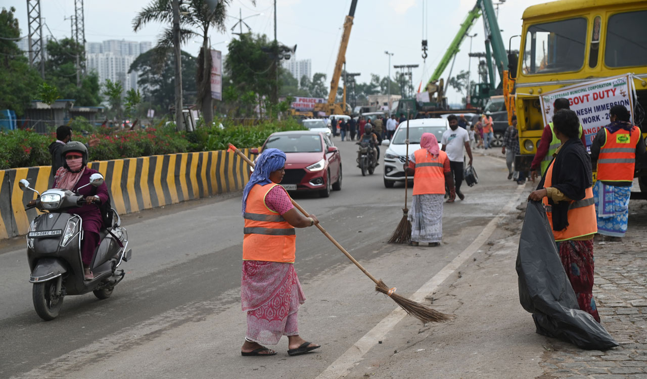 Arrangements in place for Ganesh idol immersion across Hyderabad