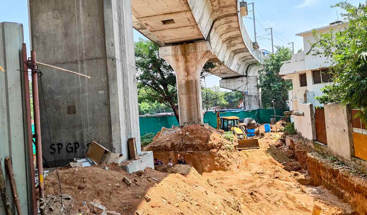 Hyderabad: Deep earth excavation works beneath HMRL metro pillars raise safety outcry 
