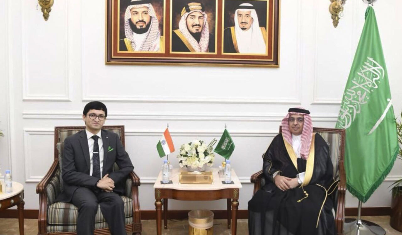 India, Saudi Arabia discuss community welfare, consular issues in Jeddah