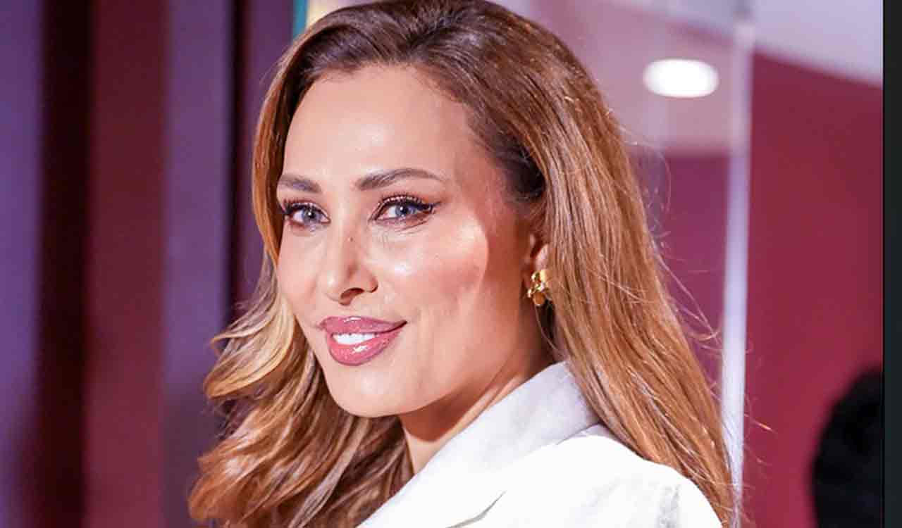 Iulia Vântur on witnessing Ganpati Visarjan for first time: ‘I’ve never seen anything like this; it’s a holy experience’