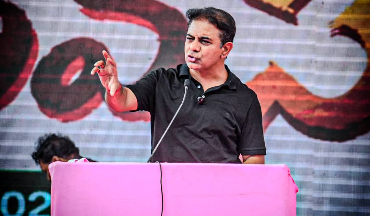 ‘Chhatron Ki Goonj’ not enough, Rahul Gandhi must face Telangana youth: KTR