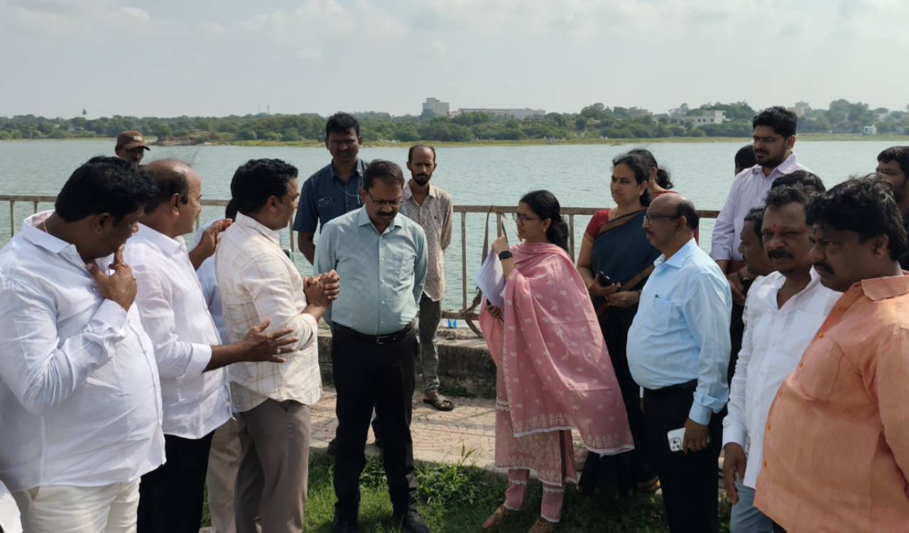 MMC Commissioner reviews facilities at immersion points ahead of festival