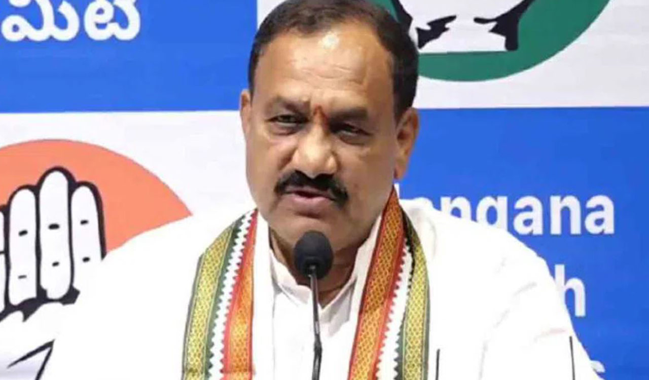 TPCC chief Mahesh Goud defends Konda Surekha’s removal from Cabinet