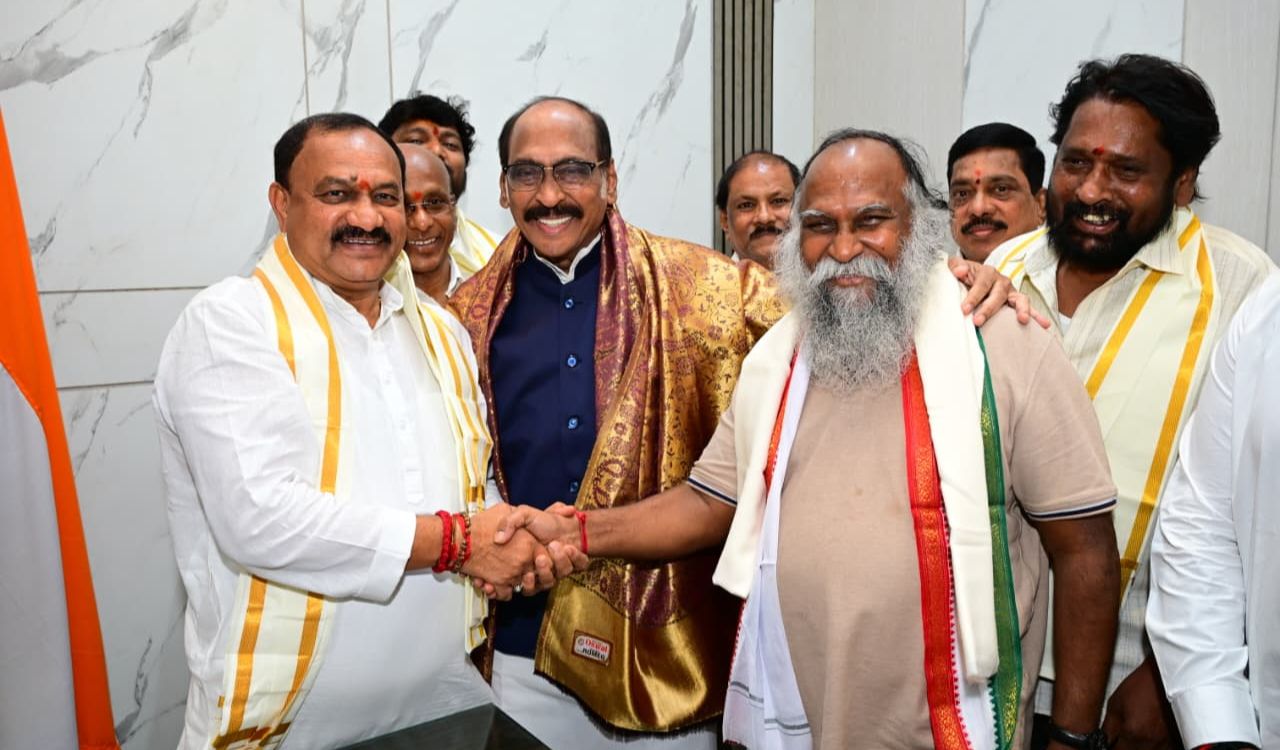 Mahesh Kumar Goud targets KCR over Dalit welfare on Vinayaka Chavithi