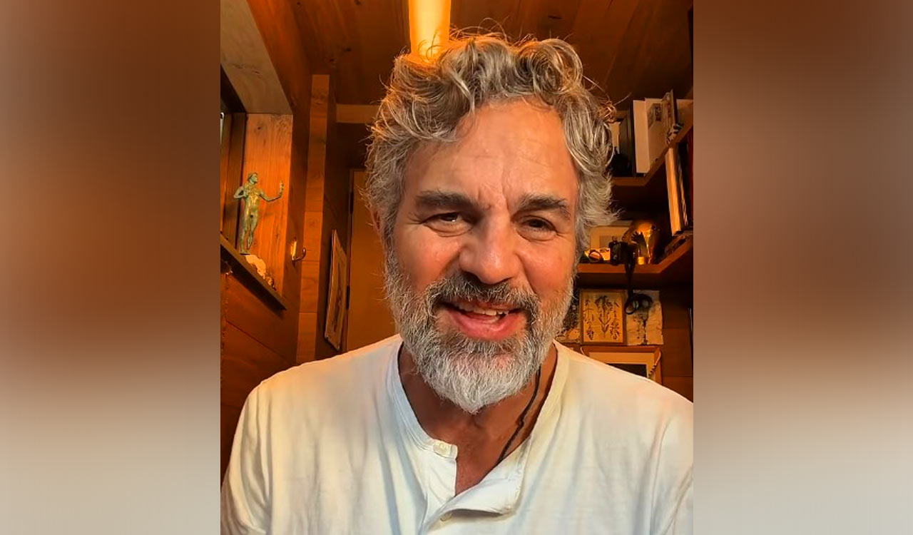 Mark Ruffalo urges California AG to reject Paramount-Warner settlement