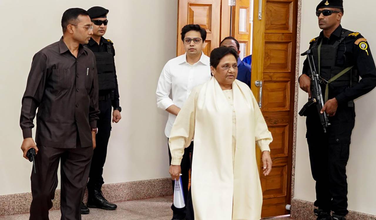 Mayawati expels nephew Akash Anand from BSP