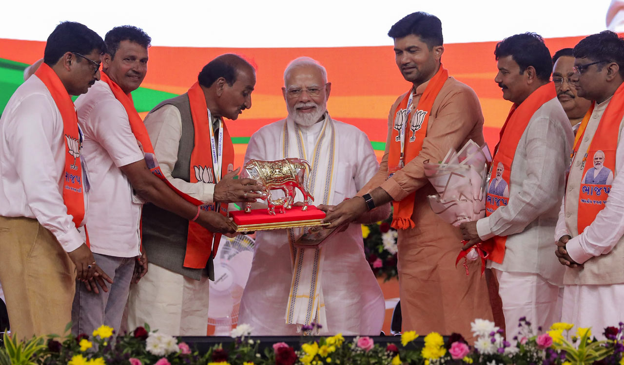 PM Modi inaugurates key Western Freight Corridor sections in Vadodara