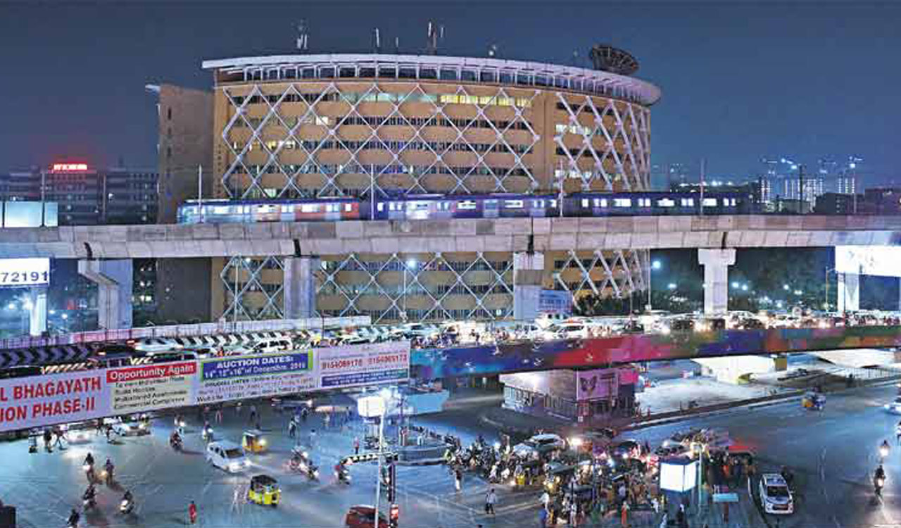 Study planned to ease traffic bottlenecks on JNTU-Miyapur-Raidurg corridor