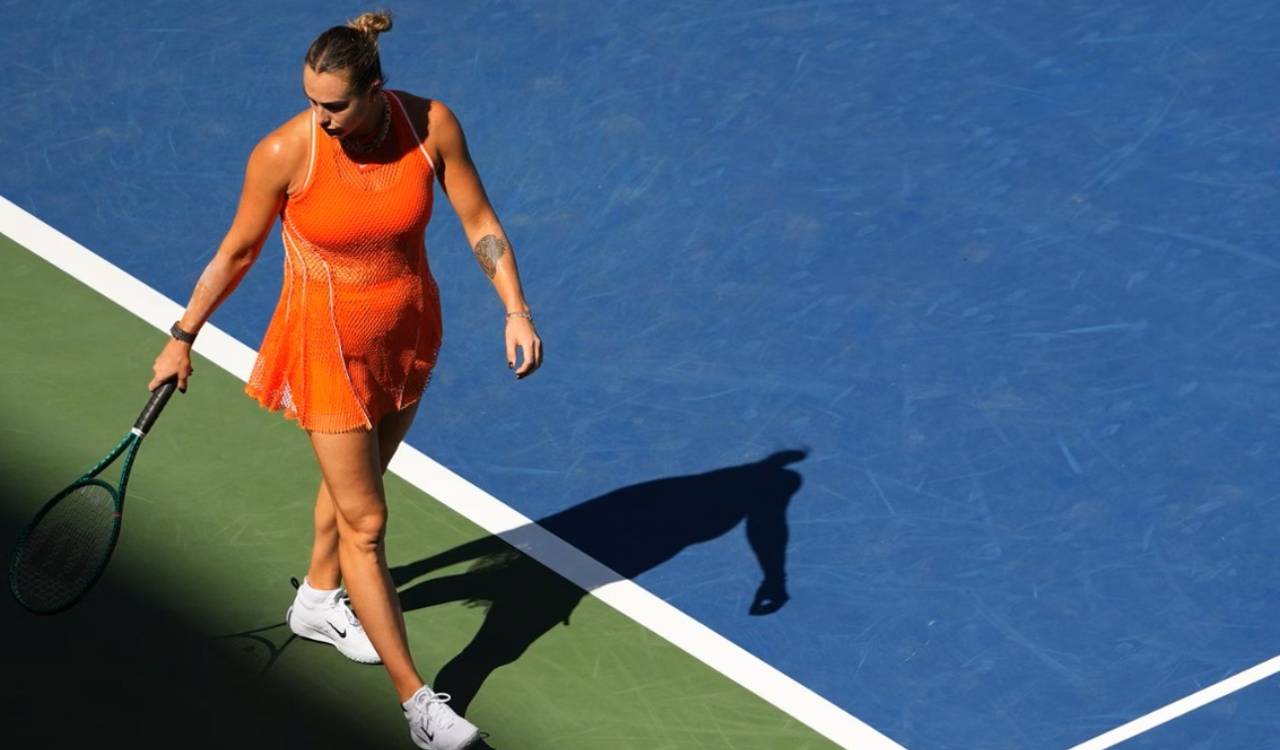 Defending champ Sabalenka storms past Rakhimova at US Open