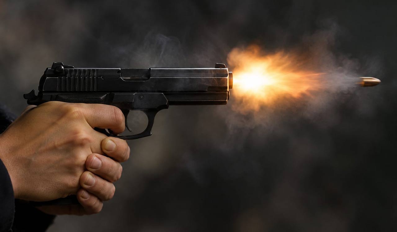 Shiv Sena (UBT) leader shot dead in Thane; one arrested, another detained
