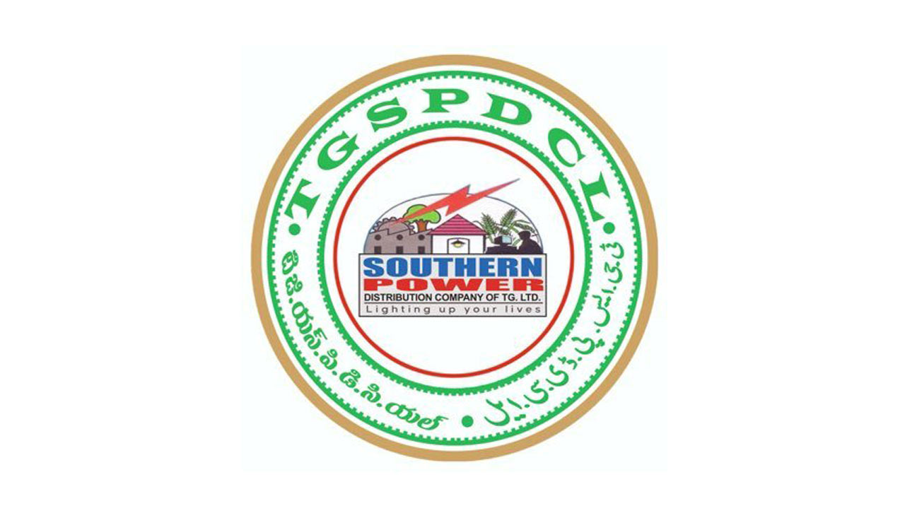 TGSPDCL inspects arrangements at Khairatabad Ganesh and Balapur Ganesh pandals