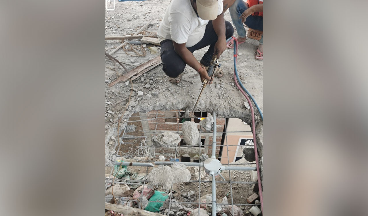 Cyberabad civic body demolishes 185 unauthorised structures