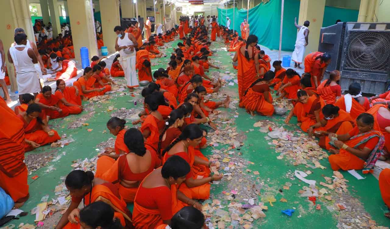 Vemulawada temple earns Rs 3.72 crore from hundial offerings in 28 days