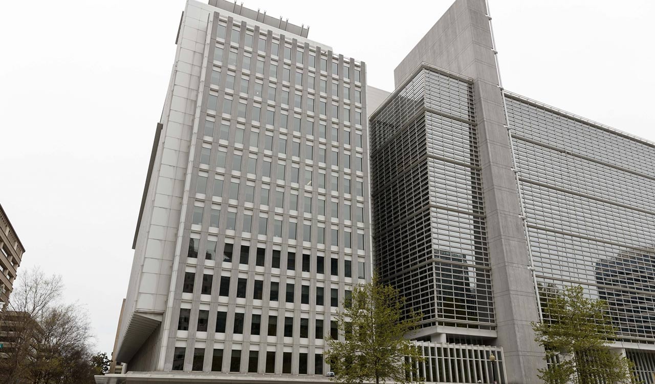 India need not worry about FCNR (B) repayment: World Bank’s Neelkanth Mishra