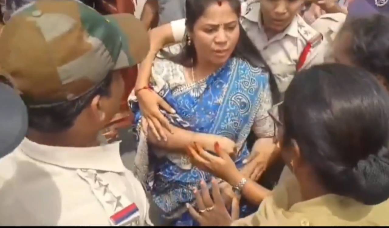 YSRCP leaders held during tribal school protest in Visakhapatnam