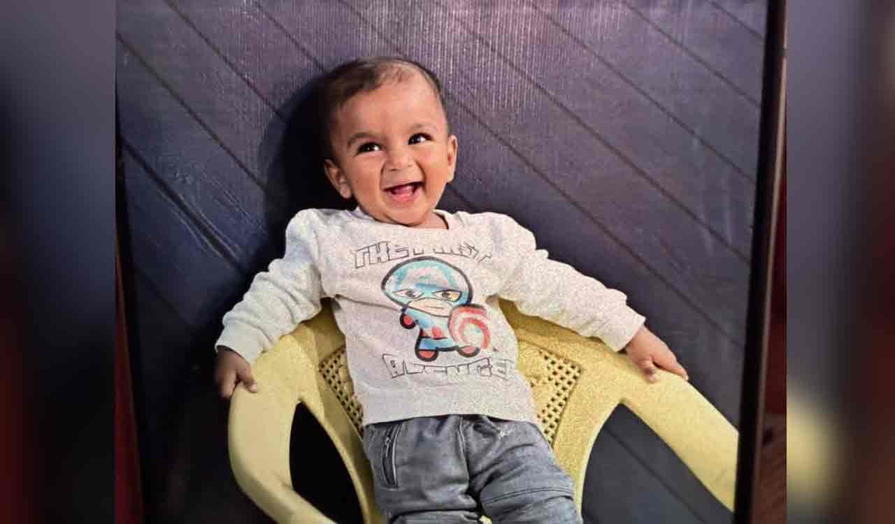 School bus runs over toddler in Sadsivapet