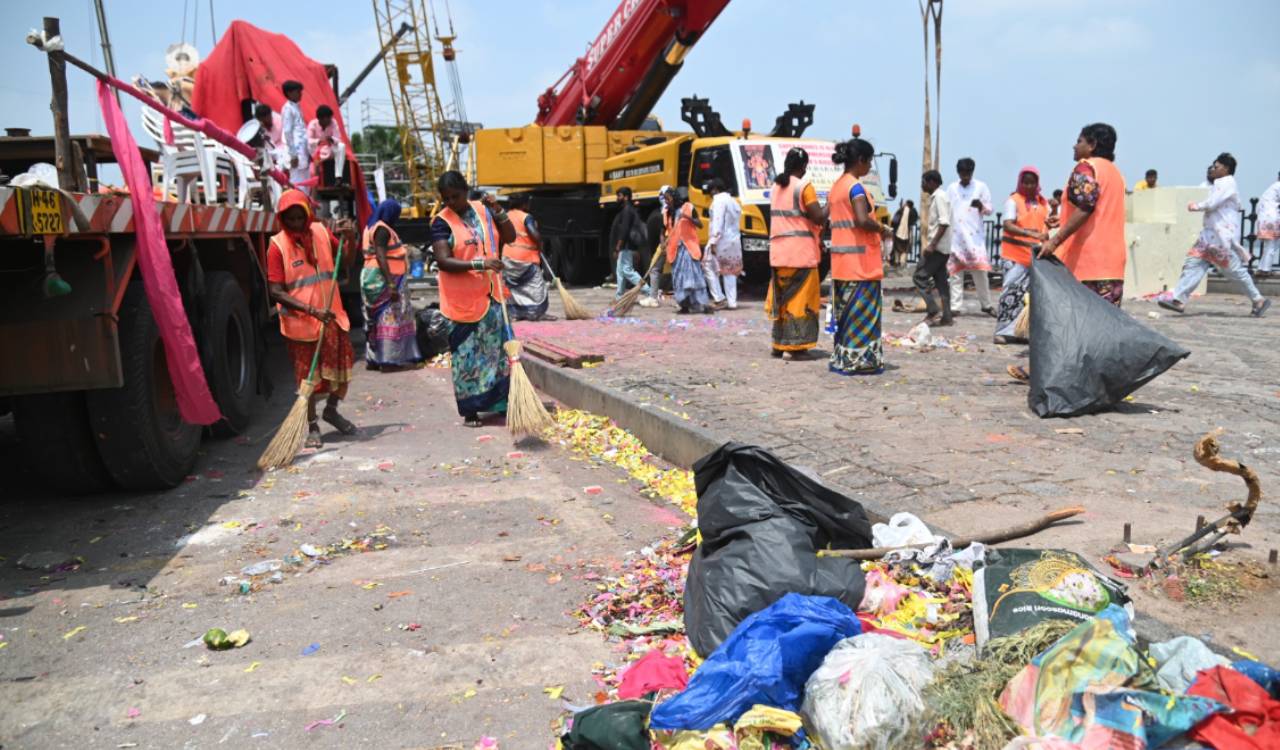 Hyderabad’s Ganesh immersion concludes on Saturday afternoon; 1.2 lakh idols immersed
