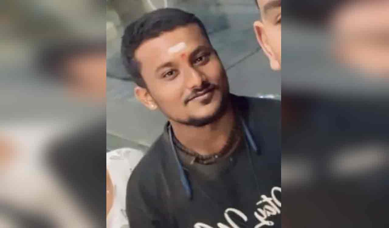 Youth barges into Ramayampet police station after setting himself on fire