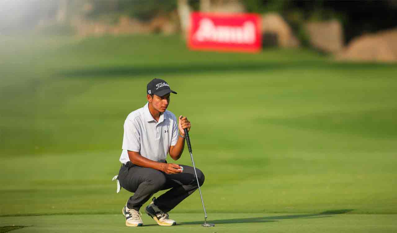 Dhruv Sheoran and Vishesh Sharma share Telangana Golconda Masters lead