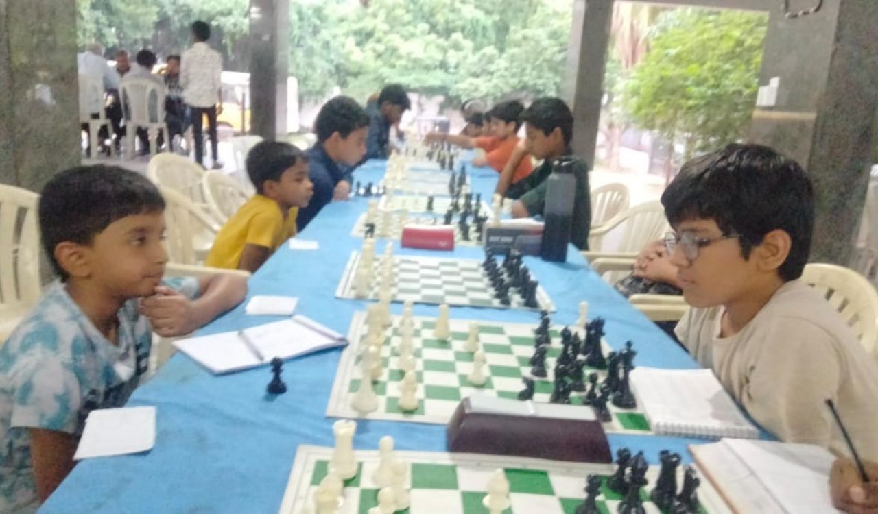 Five players share lead in Brilliant Trophy chess