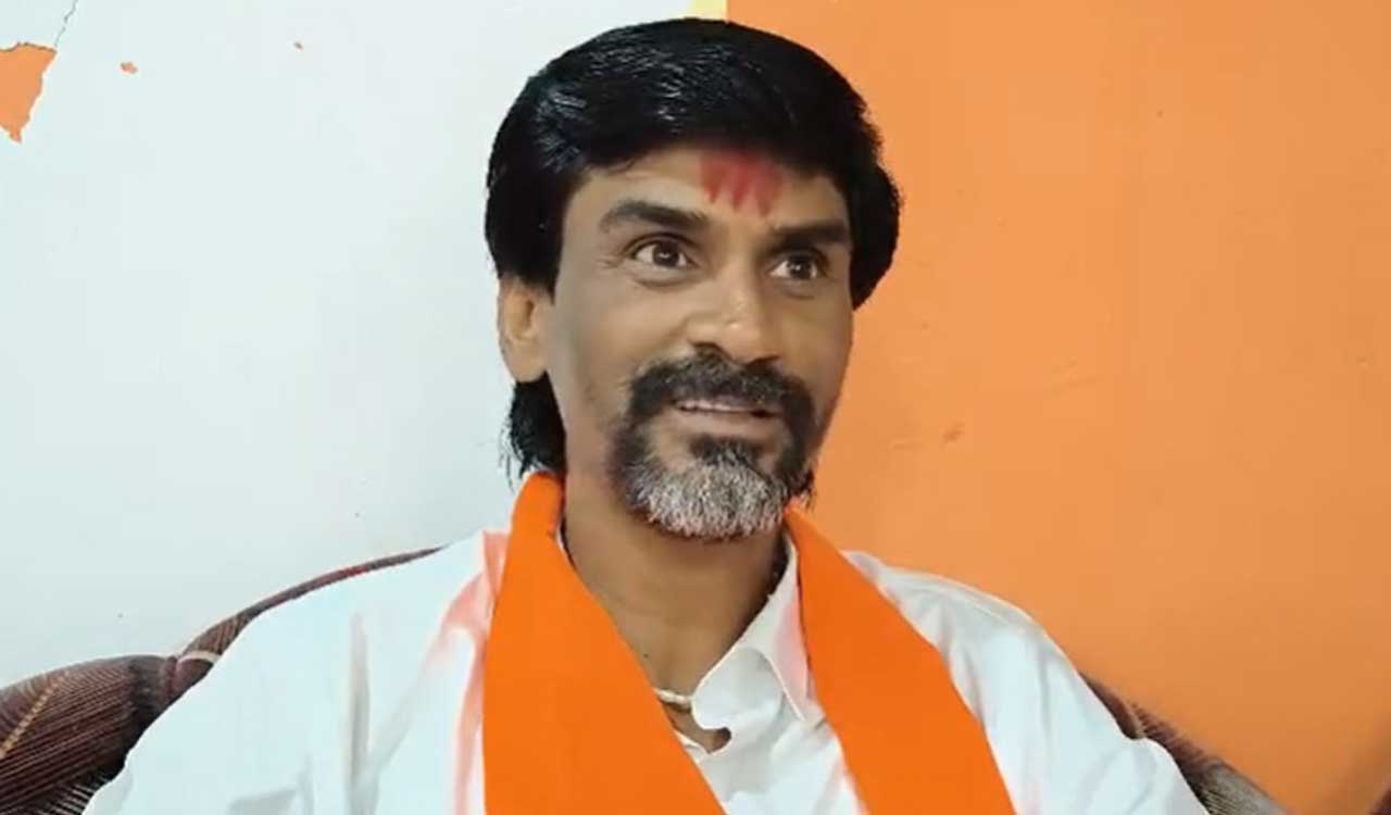 Manoj Jarange alleges conspiracy to kill him during Mumbai march