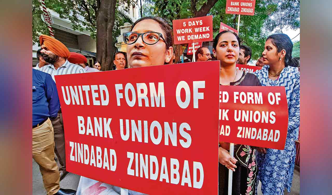 Opinion: Five-day banking: Reform or disruption?
