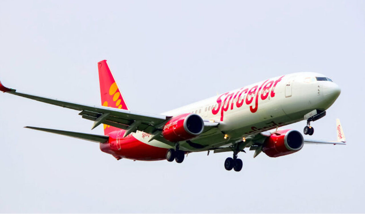 SpiceJet flights from Delhi to Leh, Jammu delayed at Delhi Airport