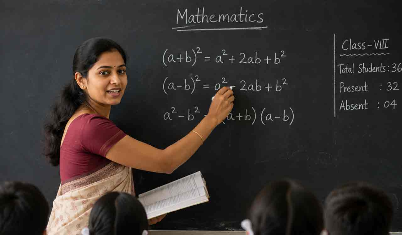 Teacher walks 5 km through forest daily to teach one student in Maharashtra