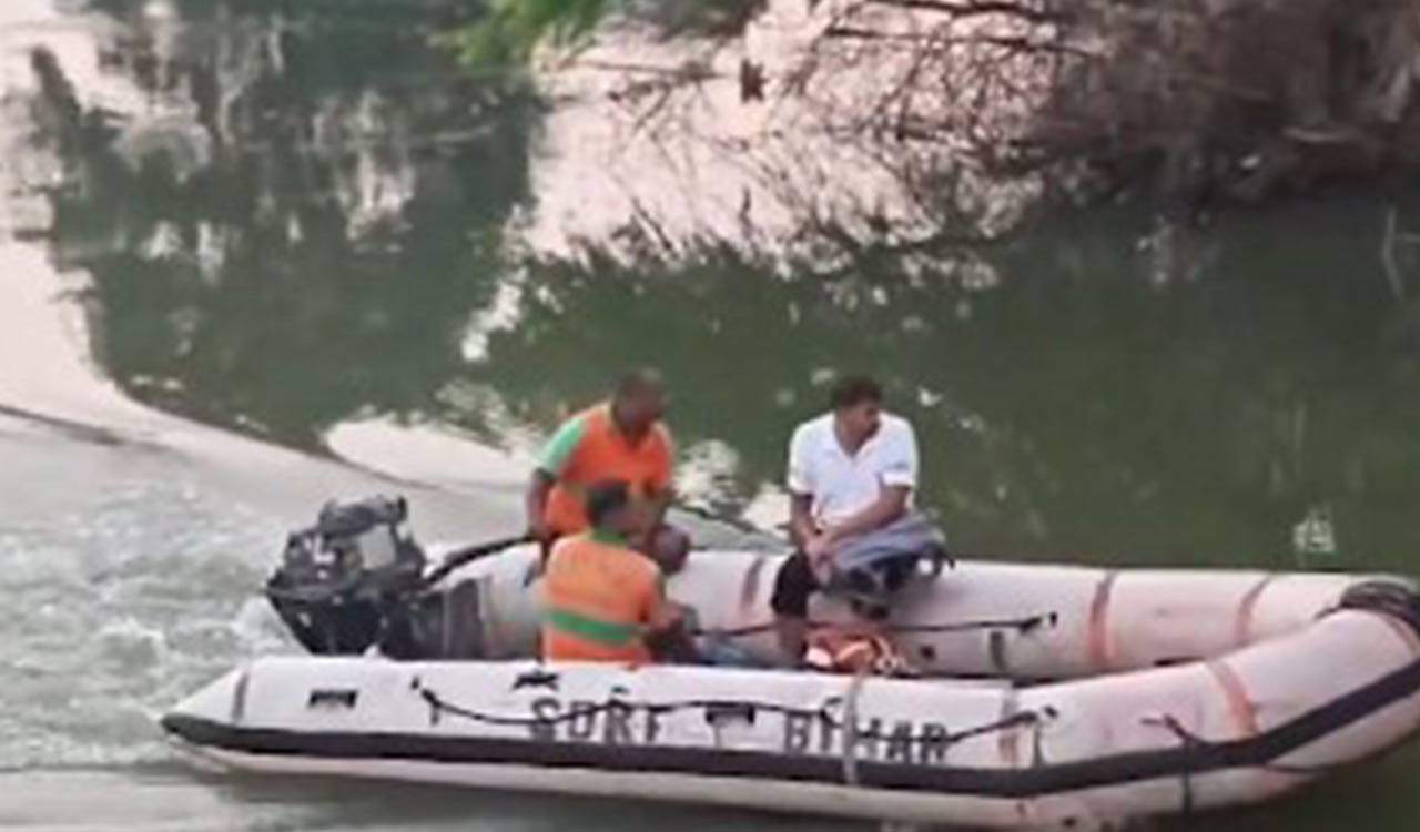 Bihar boat tragedy: Leaders express condolences as death toll reaches 13
