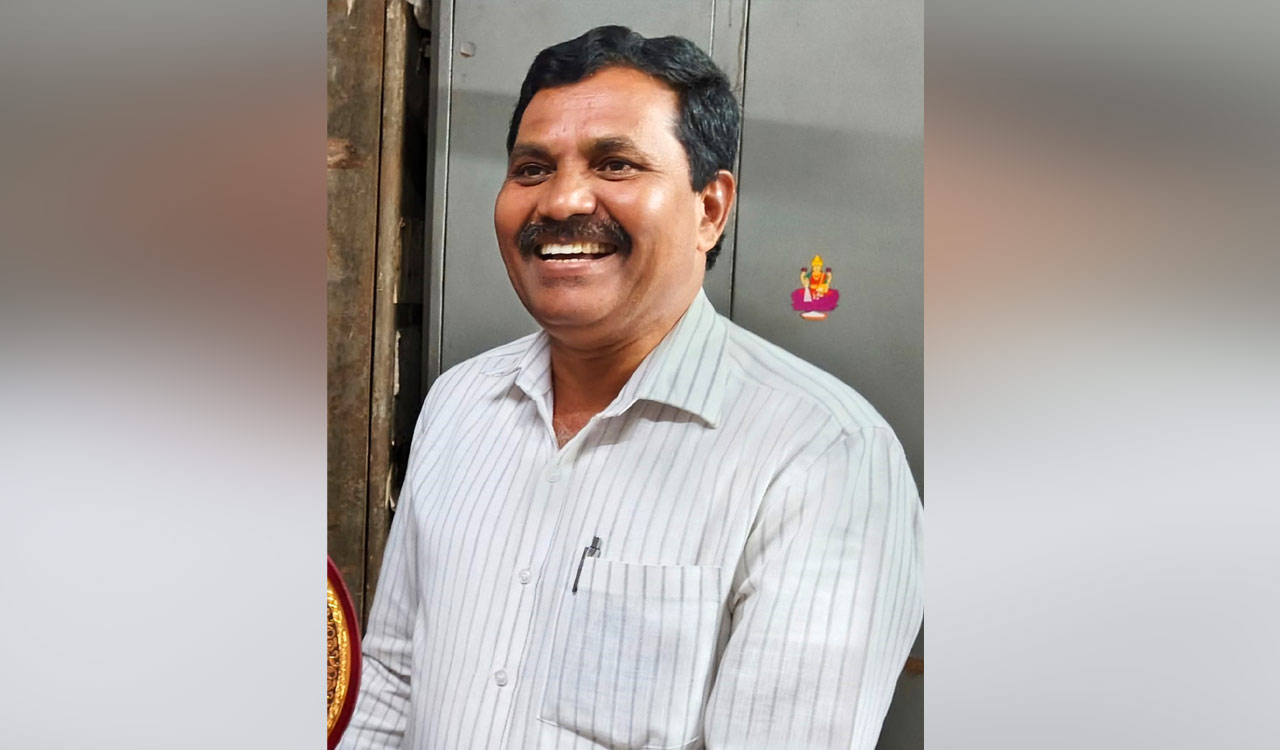 Bhadrachalam: Civil supplies manager dies by suicide; FIR names six