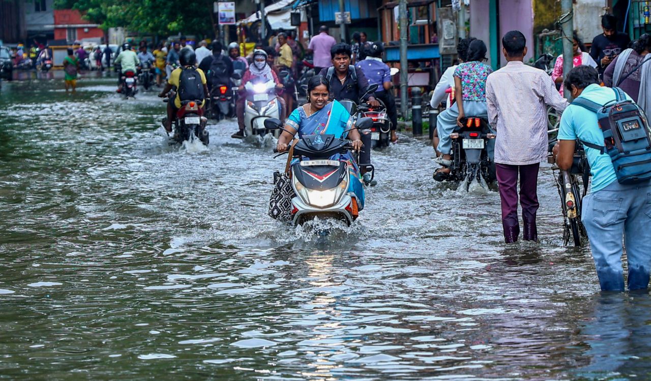 Heavy rain lashes Chennai; 22 subways reopened after waterlogging