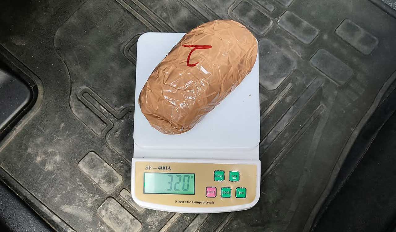 DRI seizes 1.136 kg of suspected methamphetamine from Bhopal-Hyderabad bus