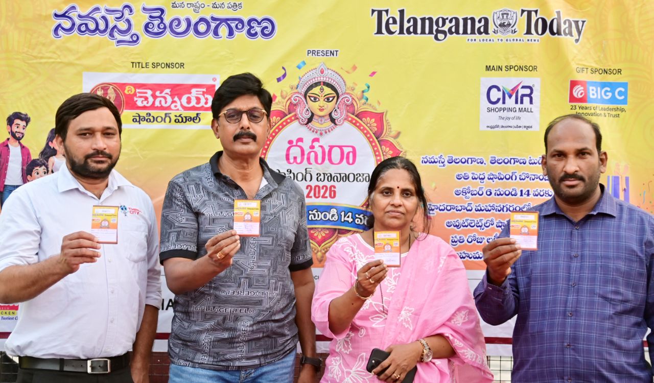 Telangana Today-Namasthe Telangana Dasara Bonanza draws huge response in Hyderabad
